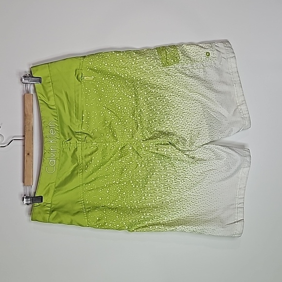 Calvin Klein large lime green and white board shorts - Picture 4 of 6